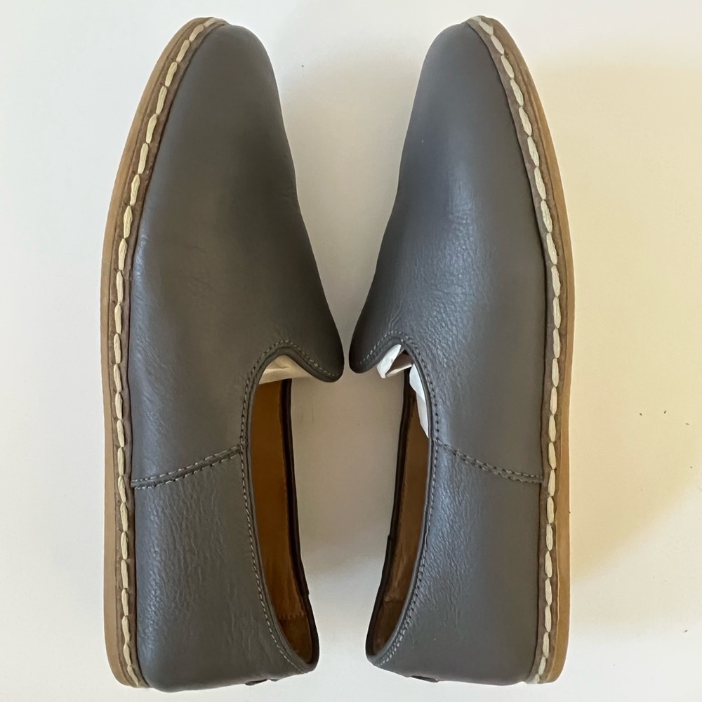 Charix Classic Slip-On, Gray, Size 38 - Picture 3 of 11